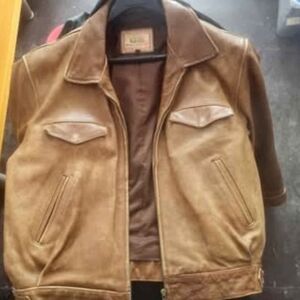Lee Brown Bomber Jacket with Vintage Appeal
